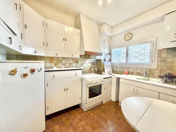 Antibes (06600) ANTIBES CENTRE VILLE Médiathèque 2/3P de 46 m2