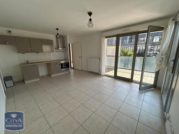 Appartement à louer 3 pièces 57.04m² Saint-Étienne (42000)