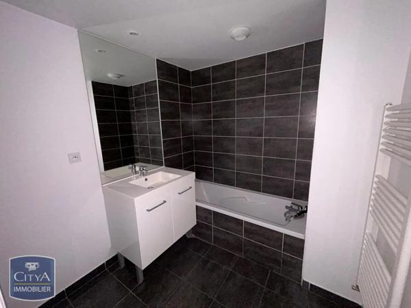 Appartement à louer 3 pièces 57.04m² Saint-Étienne (42000)