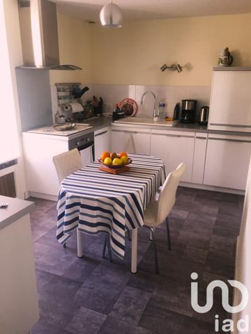 Maison de ville 9 pièces de 181 m² à Plougoumelen (56400)