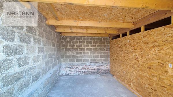 A LOUER Box fermé et sécurisé d'une surface de 13 m2 sur la commune de Sangatte