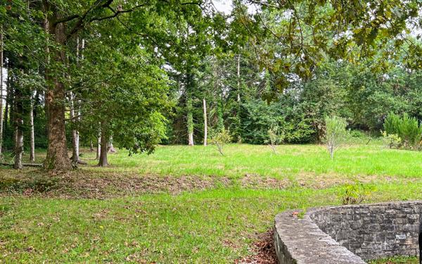 Maison à vendre    5 pièces •  Urt