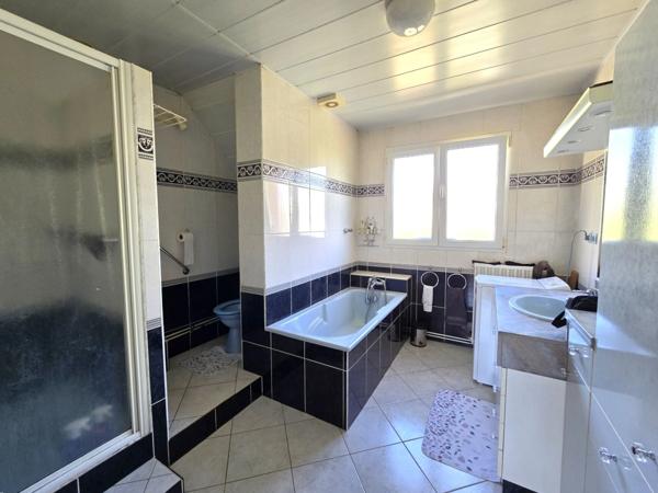 HIRSON (02) - 🏡 Vente maison avec 3 chambres 🛏️🛏️🛏️, garage 🚗 et jardin ☘️
