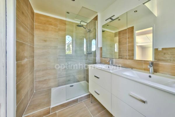 LUNEL (34400) – PROPRIÉTÉ DE CARACTÈRE – PISCINE – T2 INDÉPENDANT – TERRAIN 2 HECTARES – CALME – EXPOSITION SUD – NATURE