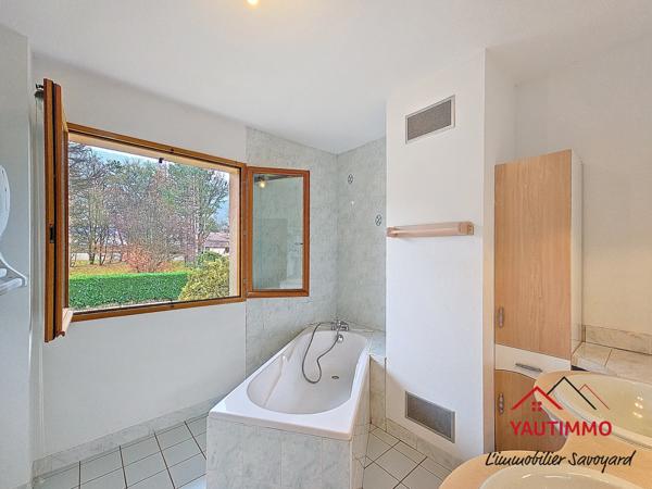 Bonne (74380) À vendre – Maison familiale de 158 m² utiles dont 121 m² habitables à Bonne (Haute-Savoie), proche Genève/Fron