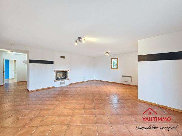 Bonne (74380) À vendre – Maison familiale de 158 m² utiles dont 121 m² habitables à Bonne (Haute-Savoie), proche Genève/Fron