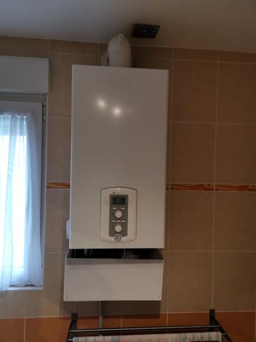 Coquet Appartement avec beaux volumes