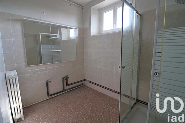 Immeuble à vendre 660 m² Bourganeuf