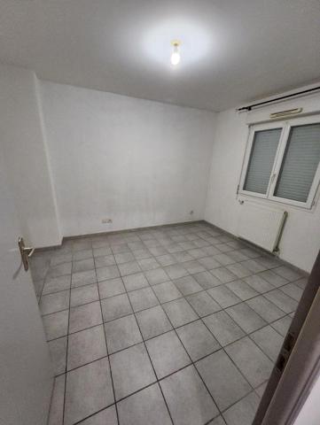 LAVEYRON - VILLA T4 AVEC GARAGE ET JARDIN - 94.74 M2