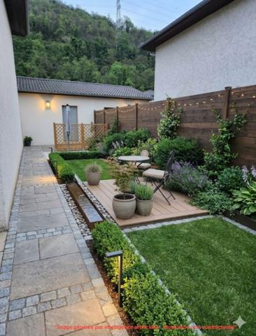 LAVEYRON - VILLA T4 AVEC GARAGE ET JARDIN - 94.74 M2