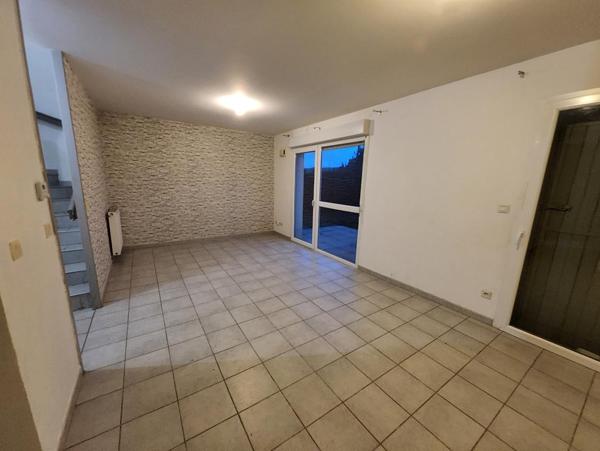 LAVEYRON - VILLA T4 AVEC GARAGE ET JARDIN - 94.74 M2