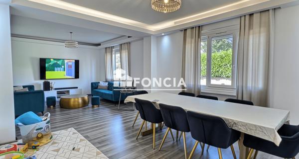 À vendre Maison 6 pièces 132 m² - Fraisses 42490
