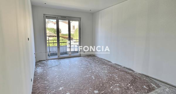 À vendre Maison 6 pièces 132 m² - Fraisses 42490
