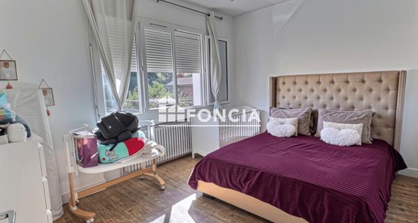 À vendre Maison 6 pièces 132 m² - Fraisses 42490