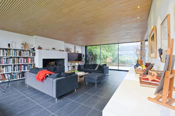 À Vendre – SAINTE-MARINE Village (FINISTERE SUD) - MAISON D’ARCHITECTE 242 m2 Carrez + PLATEAU 82 m2 à aménager - 400 m2 VEGETALISES– GARAGE/ATELIER 40m2- MER A 600m - DPE C – 980 000 € FAI