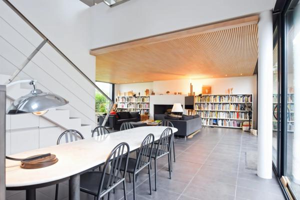 À Vendre – SAINTE-MARINE Village (FINISTERE SUD) - MAISON D’ARCHITECTE 242 m2 Carrez + PLATEAU 82 m2 à aménager - 400 m2 VEGETALISES– GARAGE/ATELIER 40m2- MER A 600m - DPE C – 980 000 € FAI