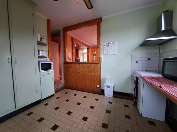 Maison de village à Mondoubleau, 95 m², 2 chambres