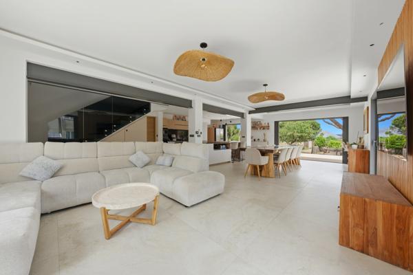 Maison à vendre 7 pièces PEROLS sur 1800m2 de terrain (34)