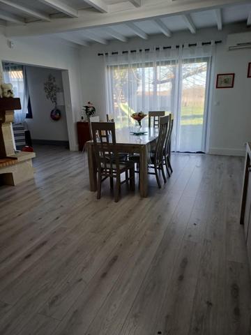 Maison familiale 6 chambres avec dépendance