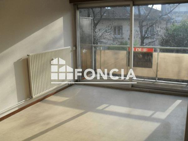 Location Studio 23.86 m² - 5 COURS VOLTAIRE Valence 26000