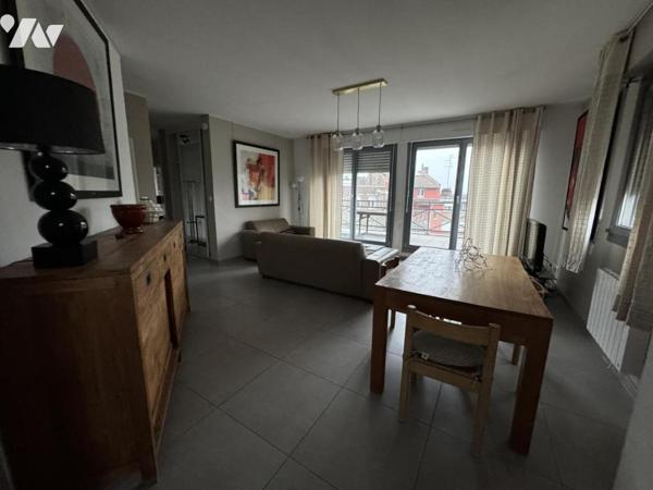 Appartement type 3 proche Centre ville et quartier acacias avec terrasses et parking