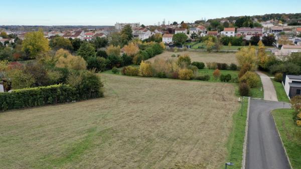 Terrains constructibles viabilisés à Saintes – Hors zone inondable – Les Jardins Tillaud