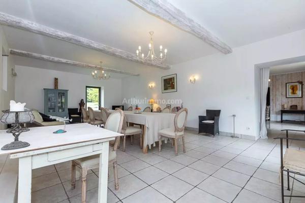 Vente Maison 15 pièces 460 m2 à Les Avenières Veyrins-Thuellin