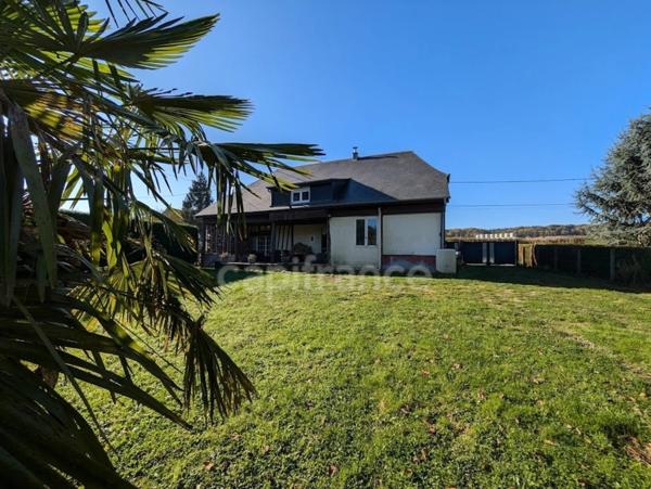 À proximité d’Aumale – Spacieuse maison familiale de 180 m² sur un terrain clos de plus de 1000 m²