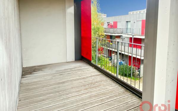 Appartement à vendre    3 pièces • 71,80 m2 Romainville