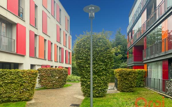 Appartement à vendre    3 pièces • 71,80 m2 Romainville