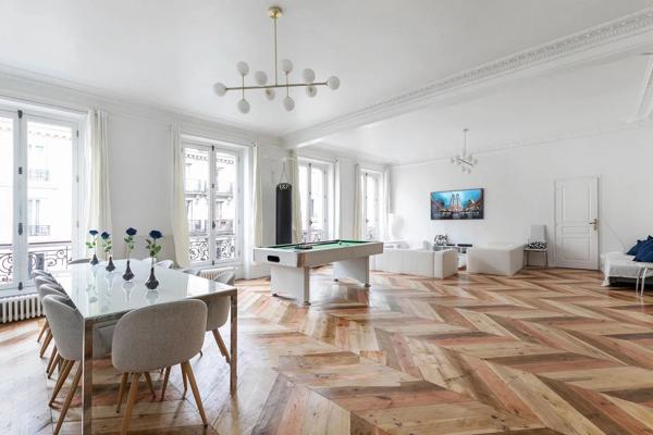 # Appartement – 156m² – Paris 9ème
