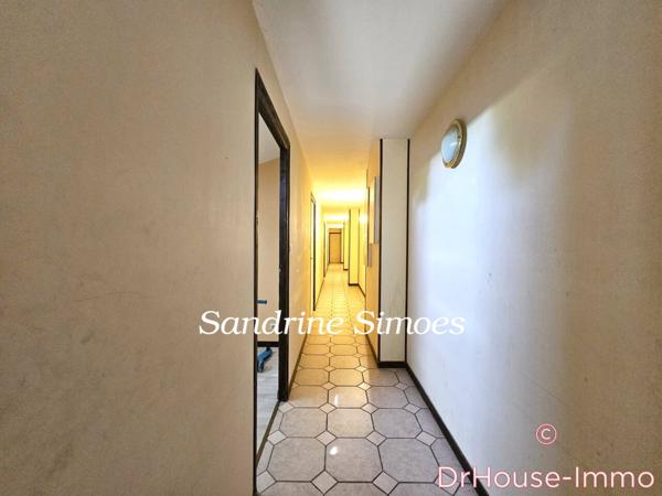 Loft / Atelier à vendre 10 pièces de 261 m²