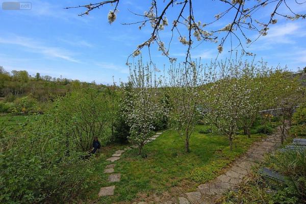 Maison individuelle à vendre à Pont-d'Ouilly dans le Calvados (14690), ref : 14085-3678