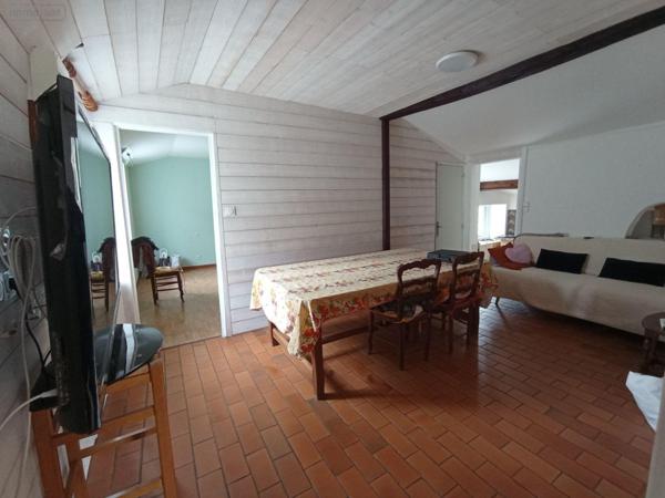 Maison individuelle à vendre à Pont-d'Ouilly dans le Calvados (14690), ref : 14085-3678