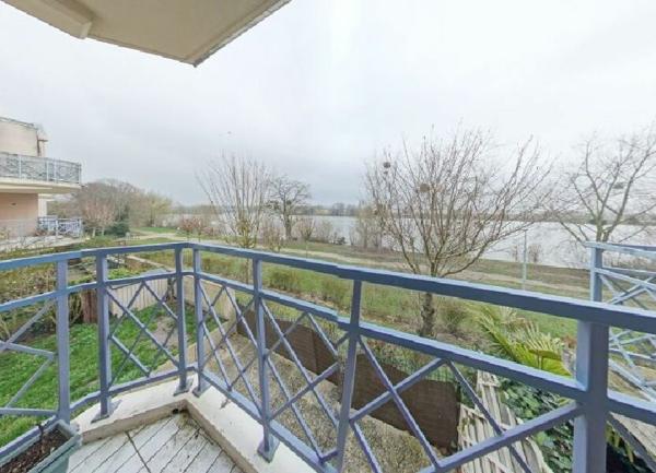 Appartement à louer    2 pièces •  Triel-sur-Seine