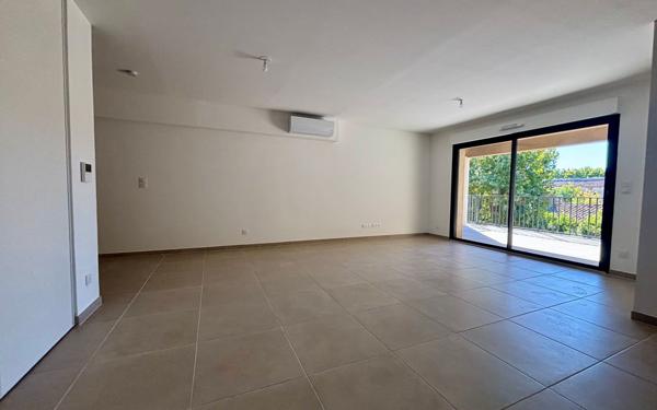 Appartement à vendre    3 pièces • 73,58 m2 Marguerittes