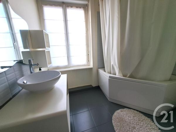 Maison à vendre  5 pièces - 101,08 m2 PLANCOET - 22