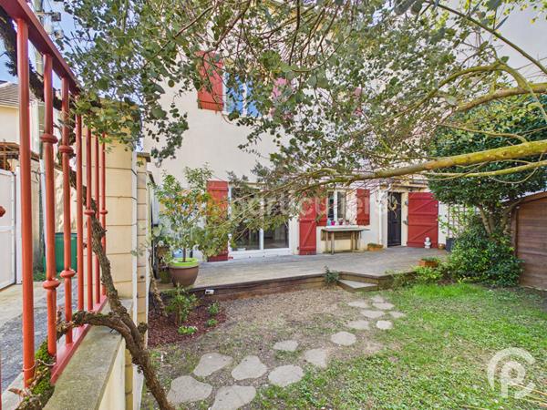 Vente Maison106 m² - 5 Pièces - CLAMART (92140)