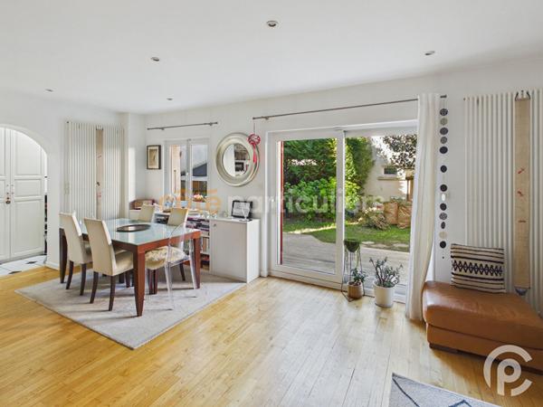 Vente Maison106 m² - 5 Pièces - CLAMART (92140)