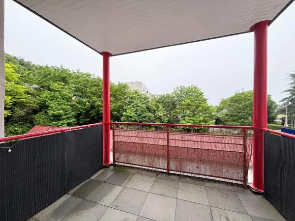 Appartement à louer 4 pièces 90.42m² Sochaux (25600)