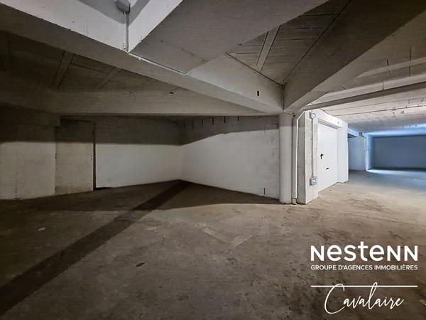 Centre-ville de la Croix Valmer, au calme, appartement 2 pièces d'environ 53 m² avec terrasse, stationnement et cave