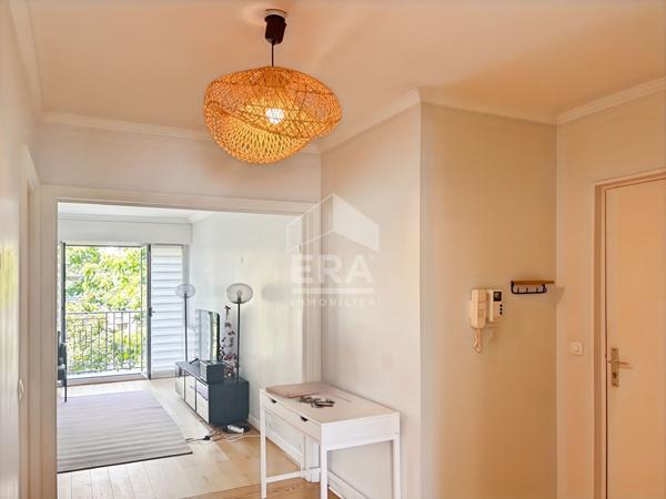 Paris 16e   Passy| Élégant appartement meublé avec balcons