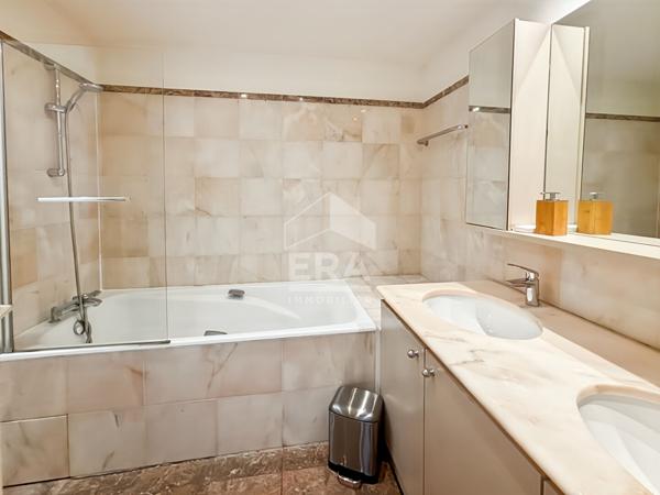 Paris 16e   Passy| Élégant appartement meublé avec balcons