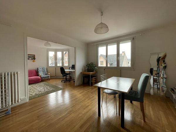 RENNES SACRES COEURS - T4 avec garage - 77 m2