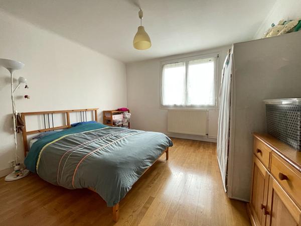 RENNES SACRES COEURS - T4 avec garage - 77 m2