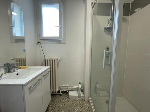 RENNES SACRES COEURS - T4 avec garage - 77 m2