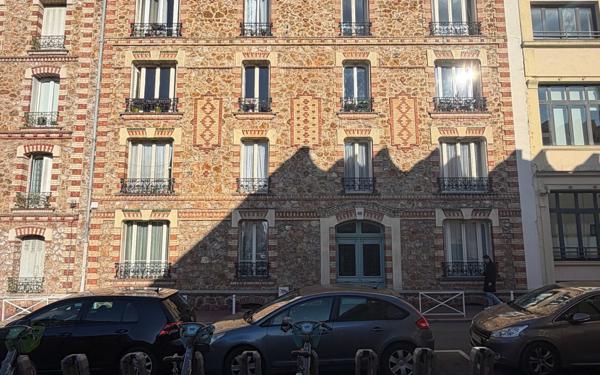 Appartement à vendre    4 pièces • 68 m2 Montrouge