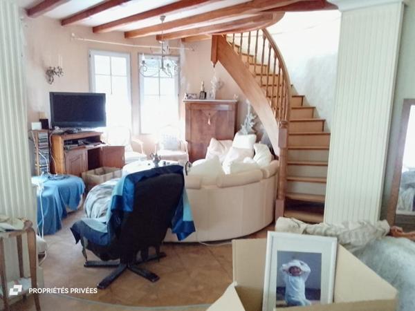 Maison atypique de 150m²  578000  FAI