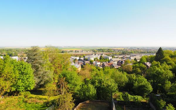 Maison à vendre    3 pièces •  Laon