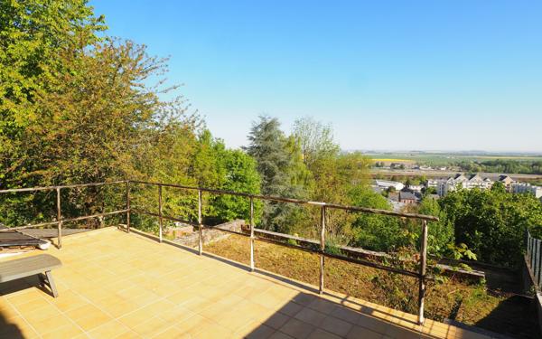 Maison à vendre    3 pièces •  Laon